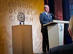 Spacey speaking during the 2010 Clinton Global Citizen Awards