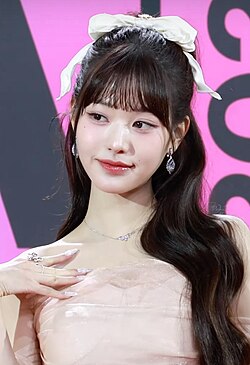 Jang at the 2023 Melon Music Awards