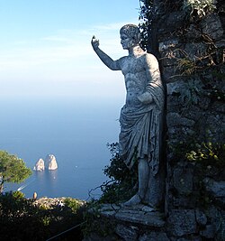 Statue of Augustus standing