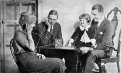 Magazine advertisement for crystal radio (1922)