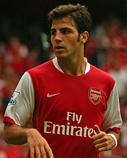 Fàbregas playing for Arsenal in August 2007